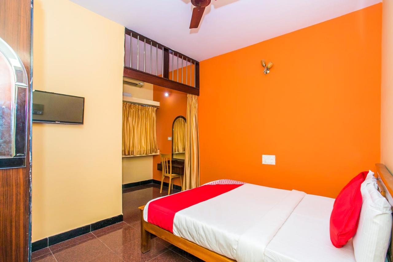 Hotel Priyanka Residency Bangalore Exterior foto